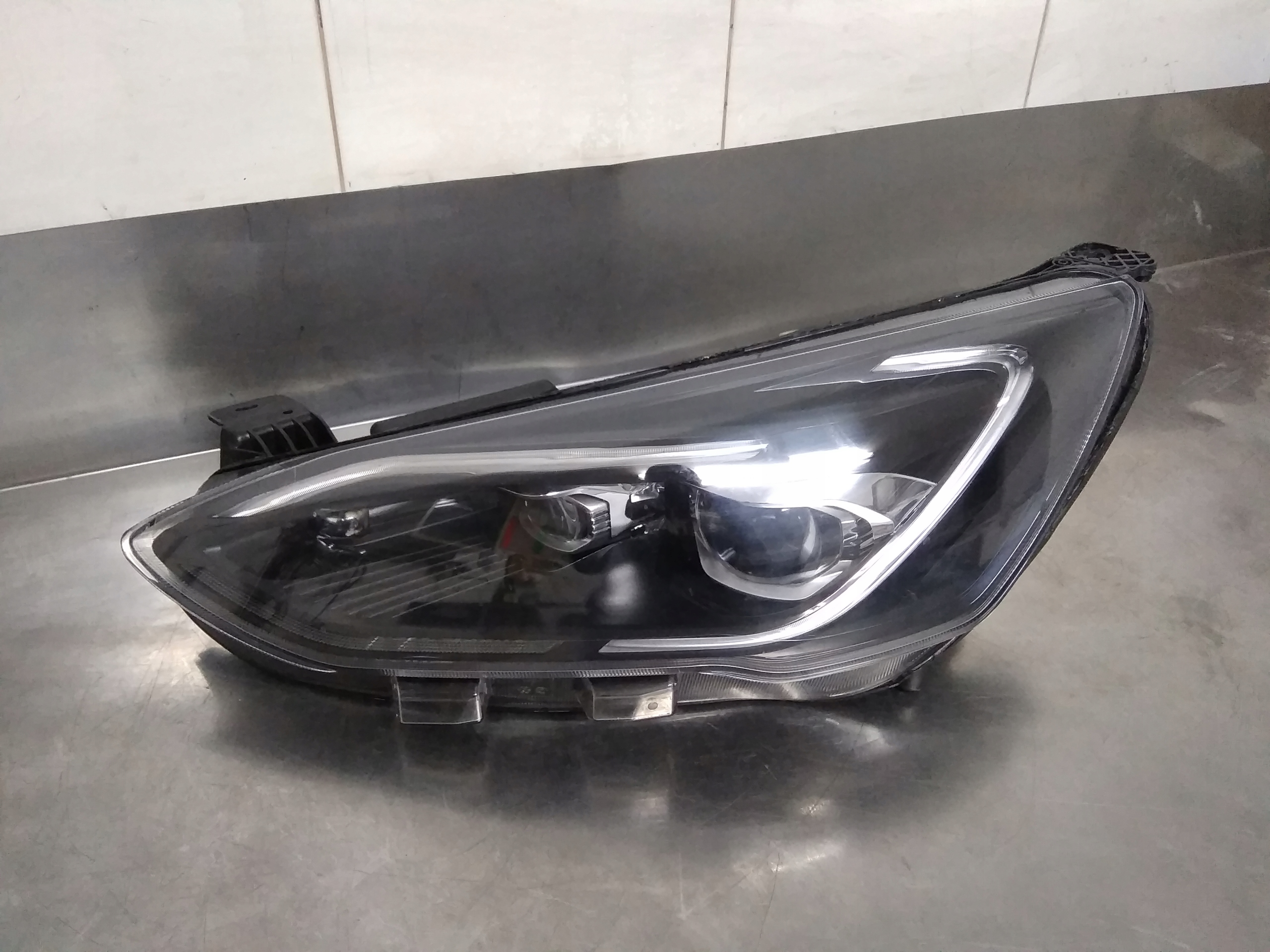 Ford Focus MK4 IV FULL LED lampa przód lewa JX7B-13E017-CE