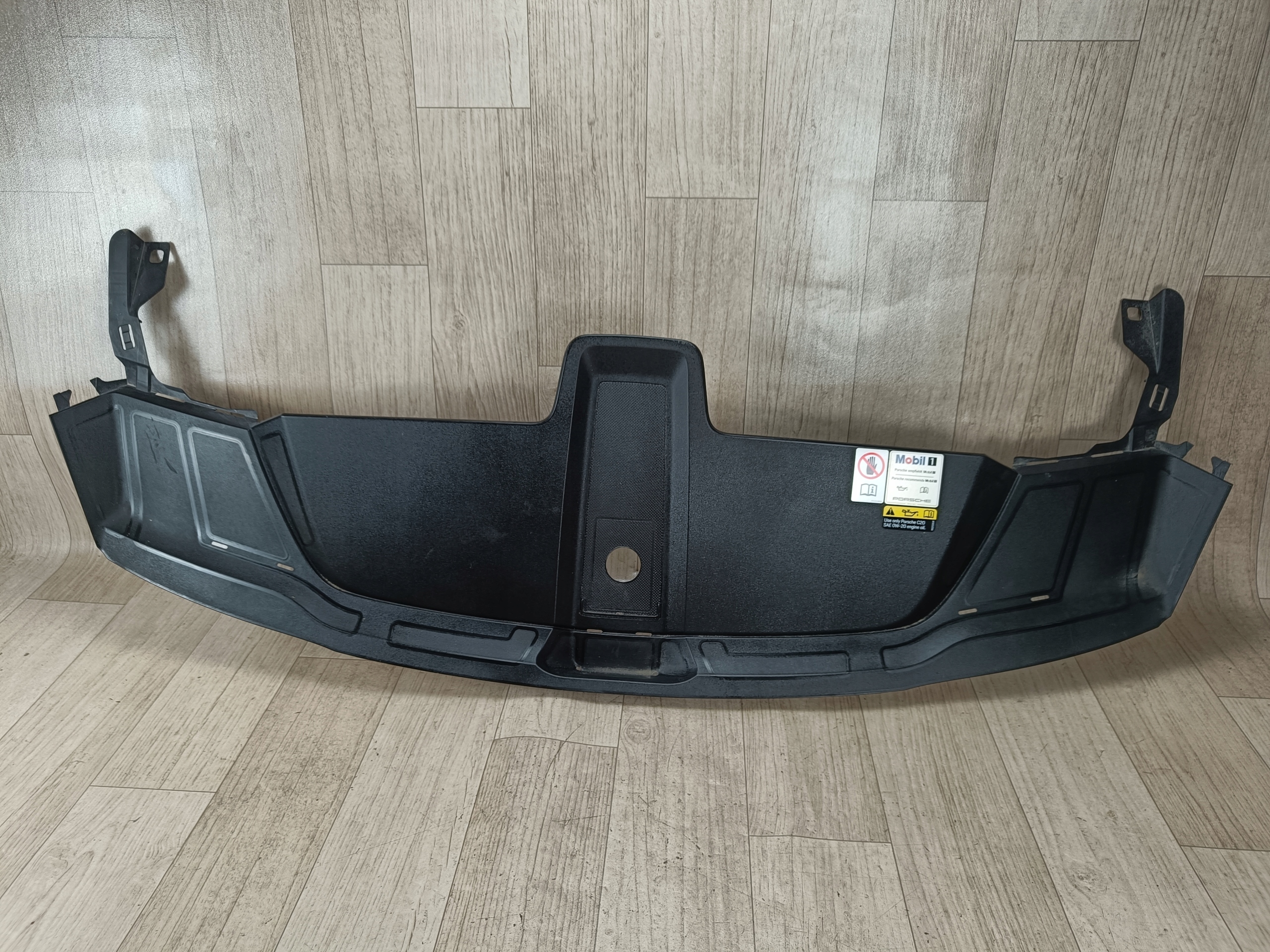 PORSCHE CAYENNE III 3 9Y0 osłona pasa przedniego 9Y0805504F