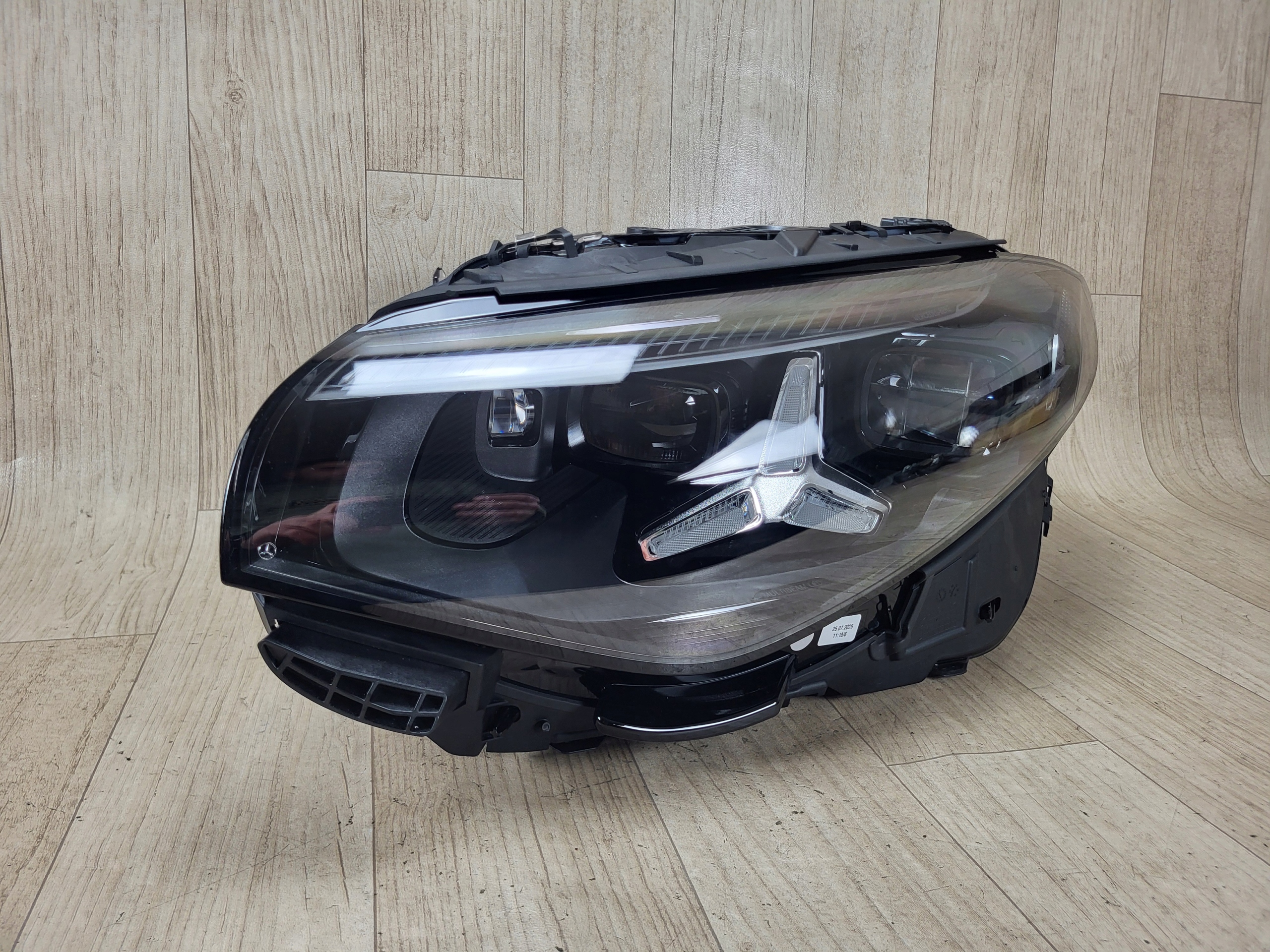 MERCEDES CLA W174 III 3 lampa MULTIBEAM pród przednia lewa A1749064102