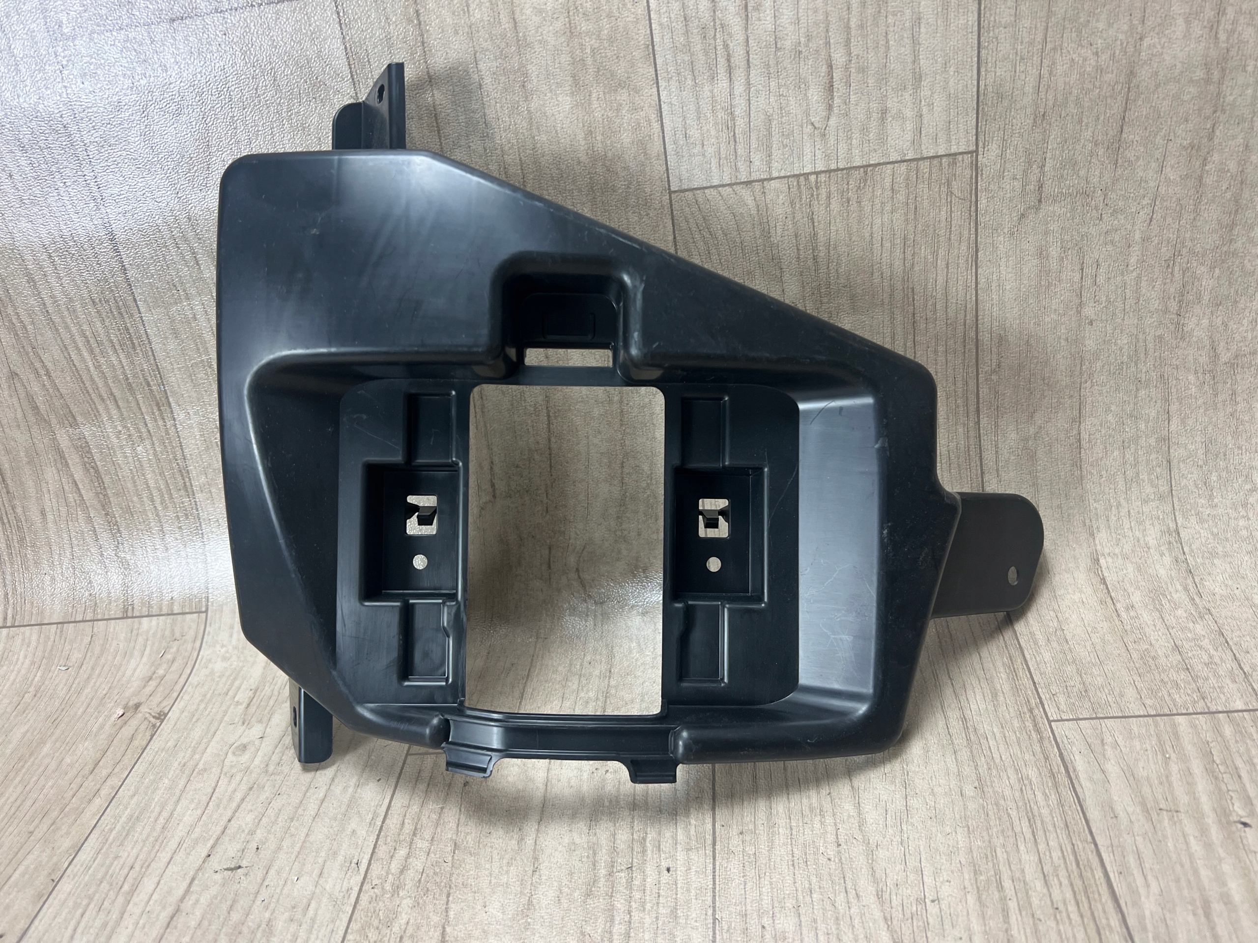 MAZDA CX-30 CX30 uchwyt wspornika mocowanie radaru przód przednie DMST50163