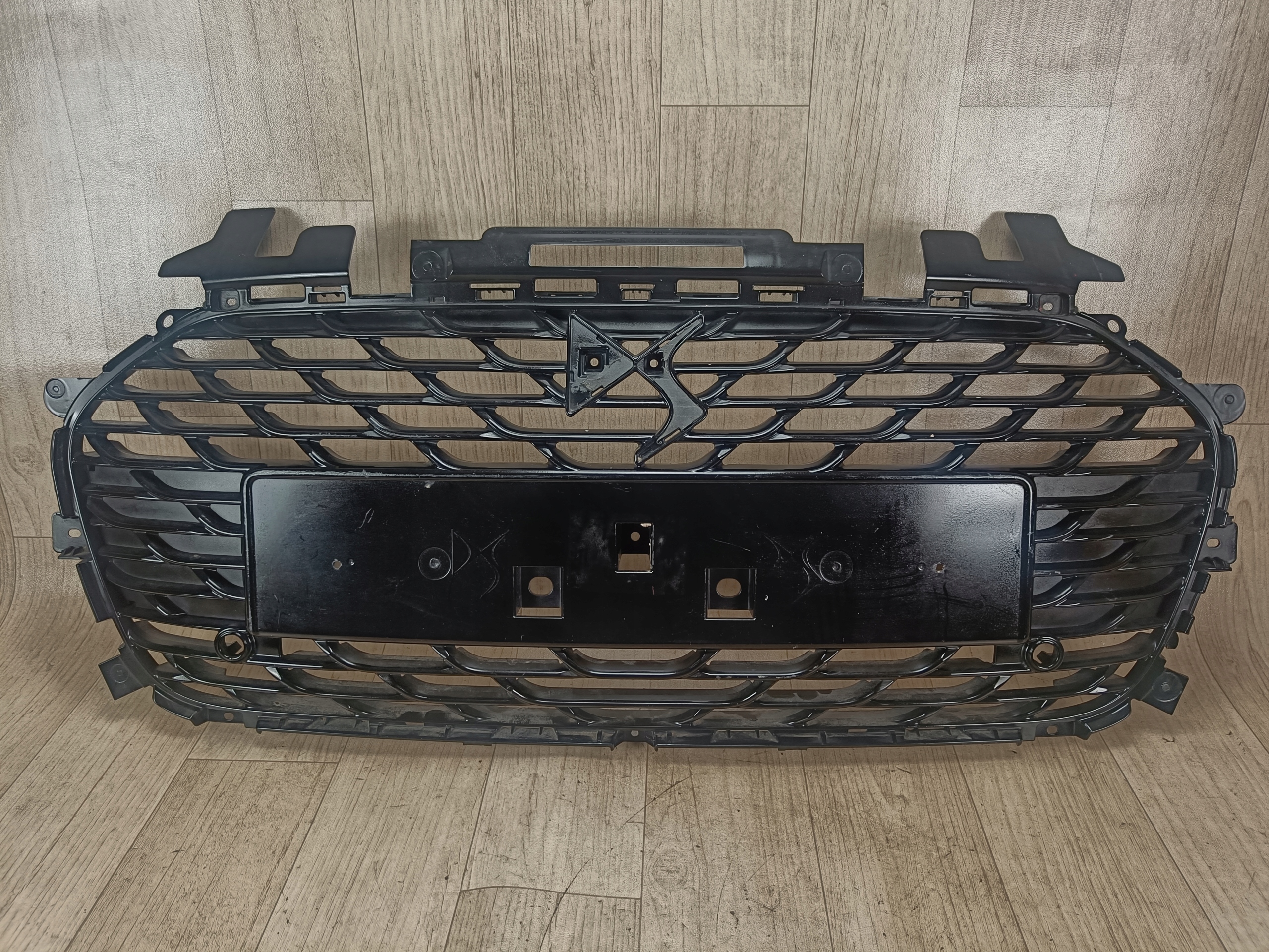 CITROEN DS3 LIFT grill atrapa silnika 9814798777
