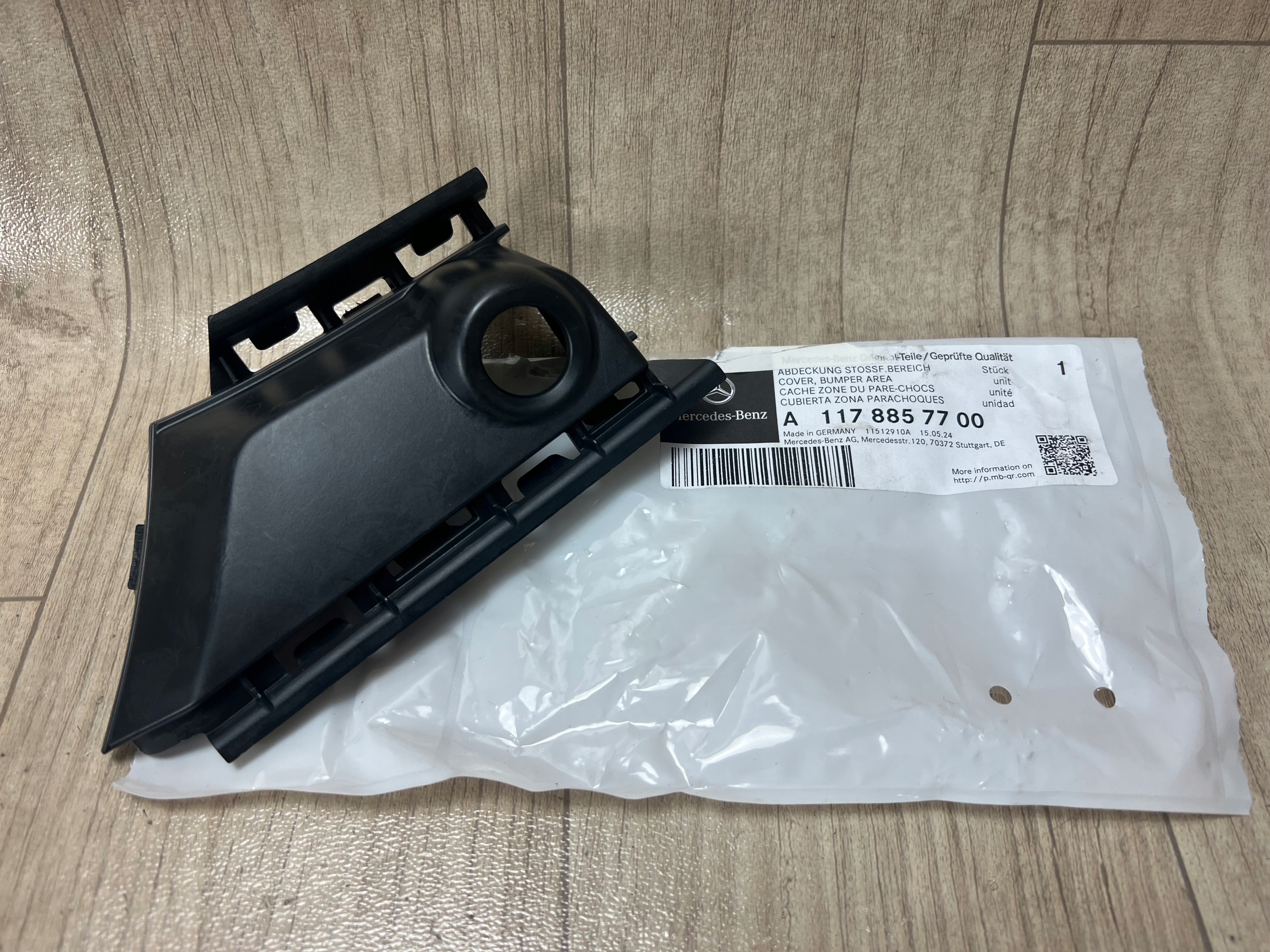 MERCEDES CLA W117 AMG LIFT mocowanie czujnika PDC przód lewy A1178857700