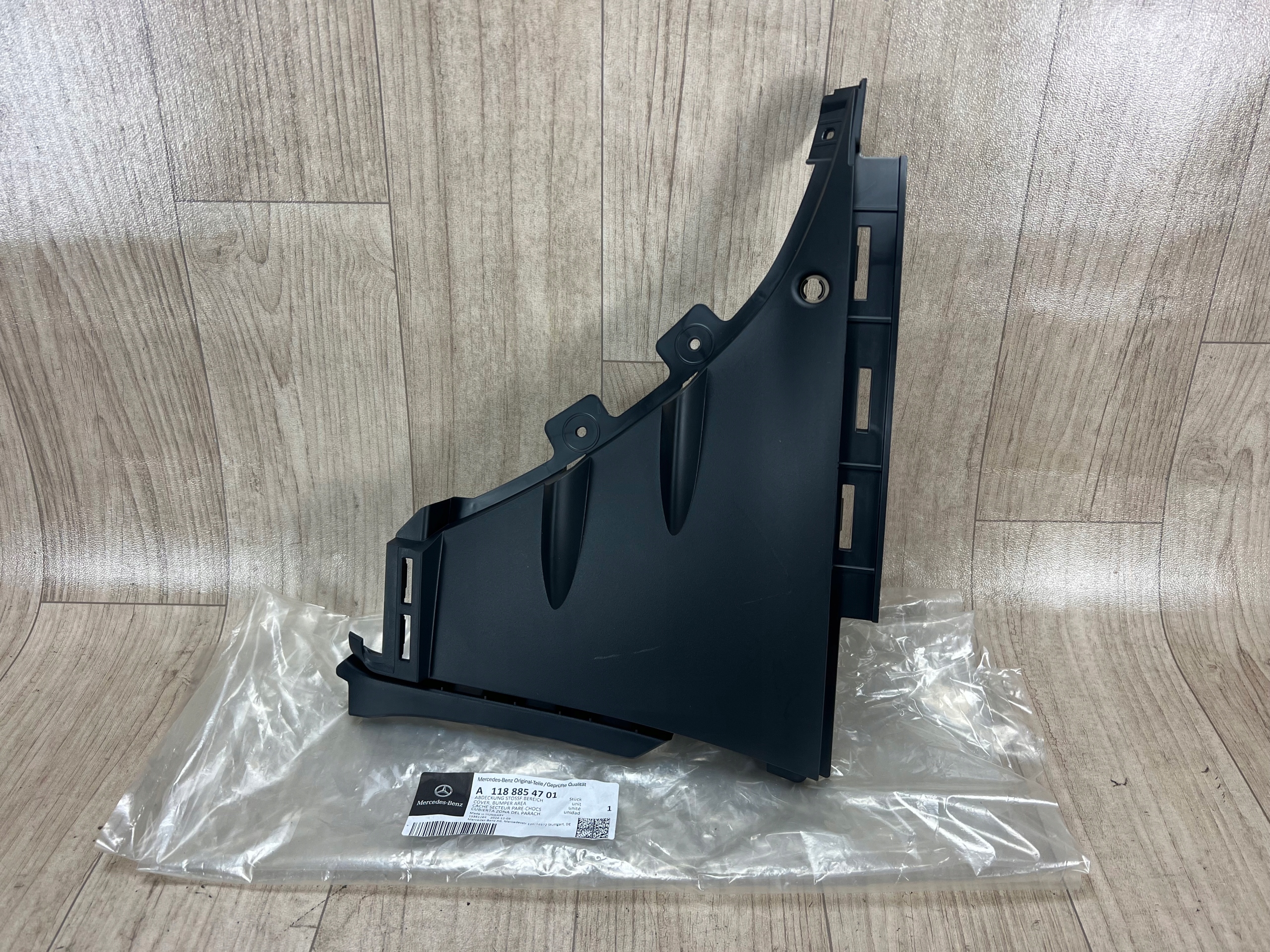 MERCEDES CLA W118 AMG kratka zderzaka przód przednia lewa A1188854701