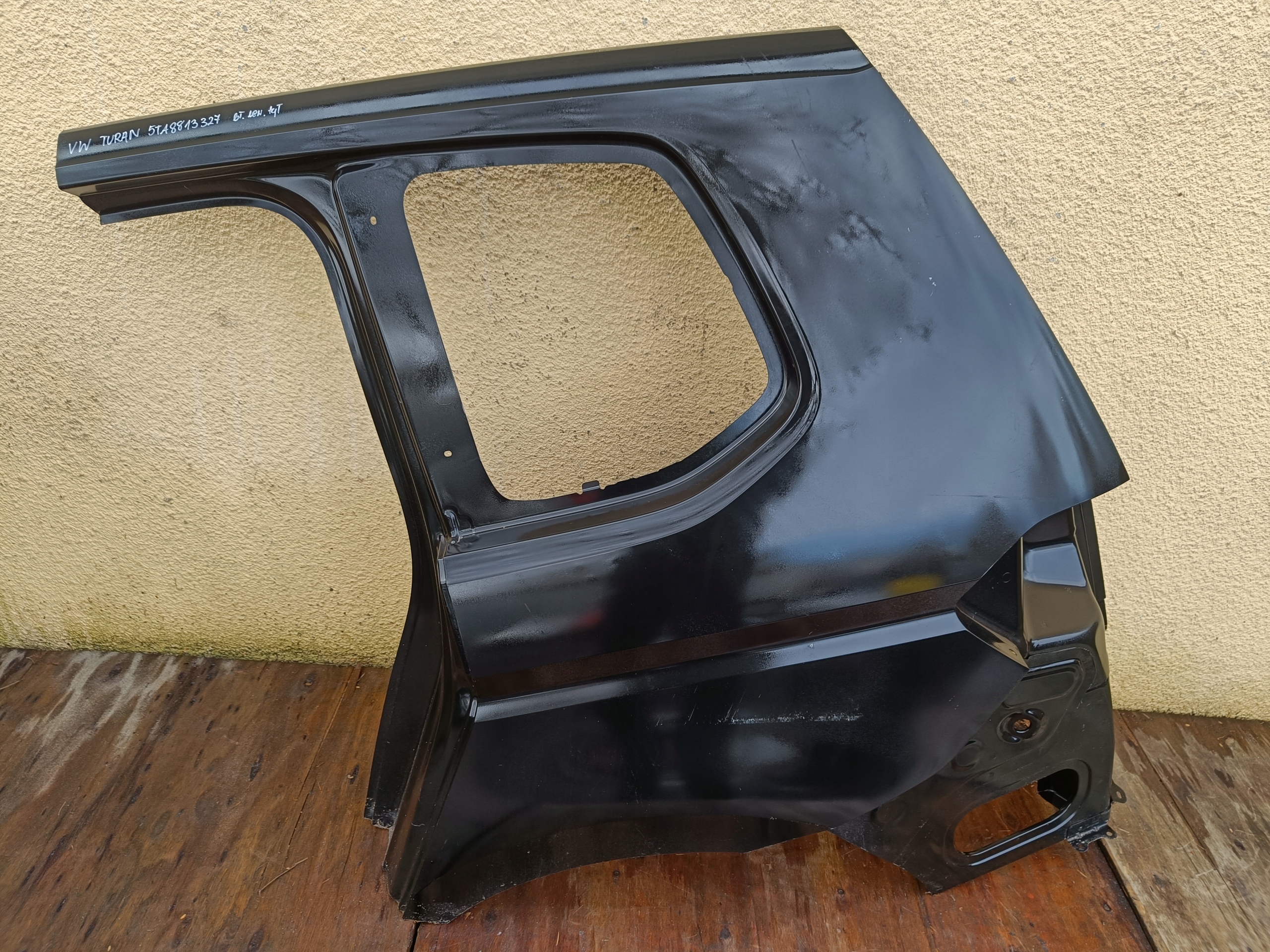 VW TOURAN 5TA poszycie blotnika tył tylne lewe 5TA813327