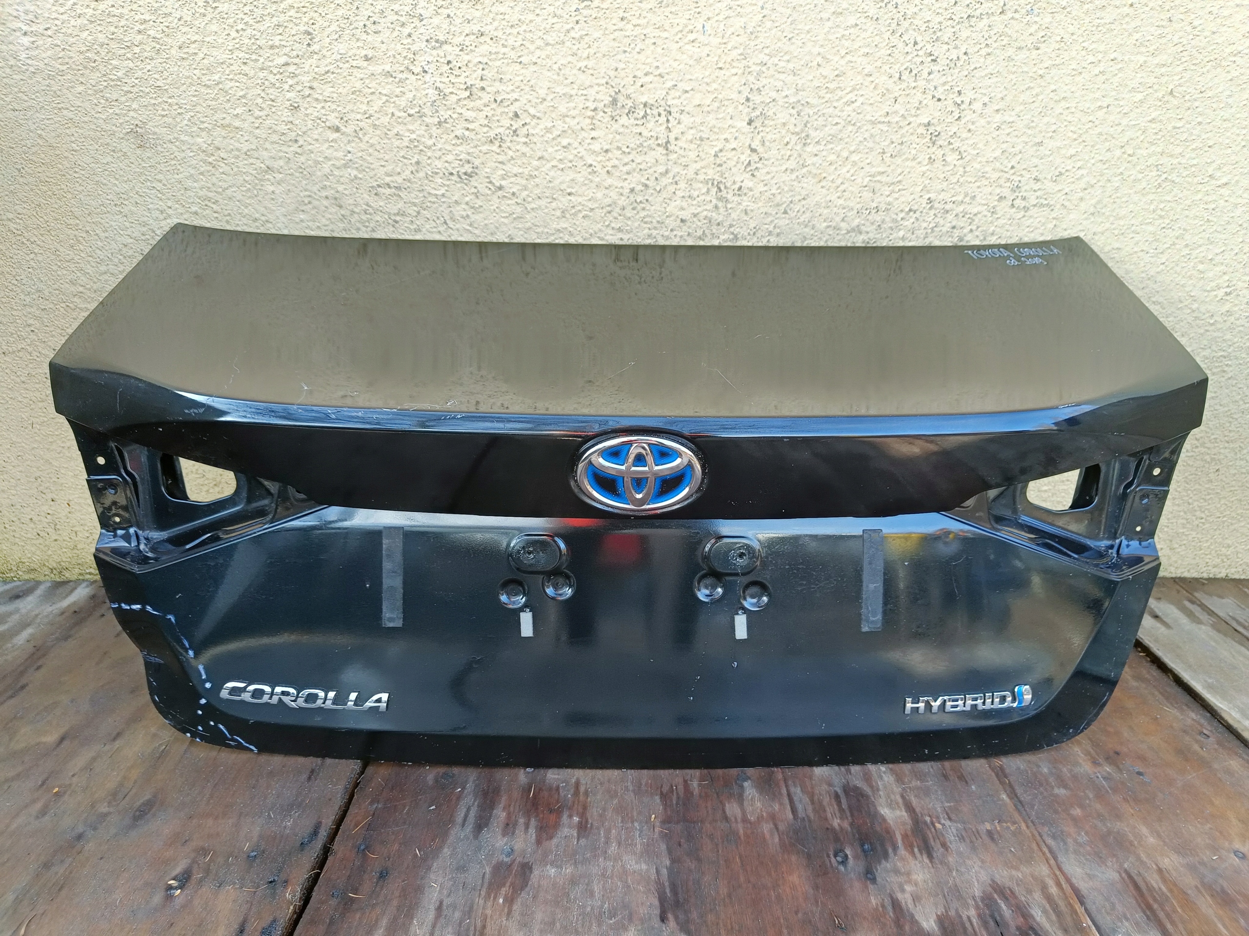 TOYOTA COROLLA XII E21 SEDAN klapa bagażnika tył tylna