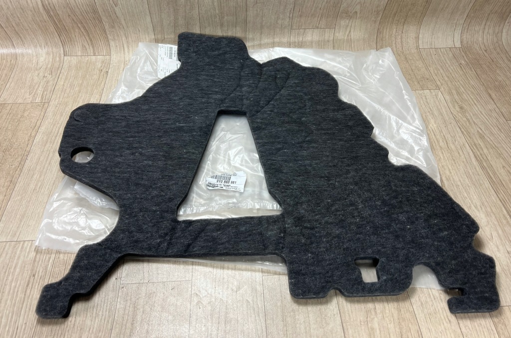 PORSCHE CAYENNE III 3 9Y 9Y0 wygłuszenie drzwi tył tylne 9Y0863981