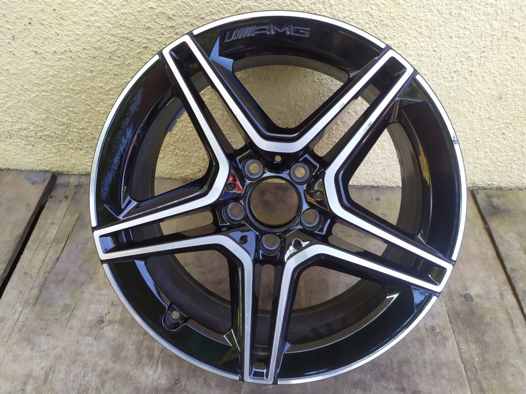 MERCEDES W177 AMG Alufelga 7.5Jx18H2 ET49 A1774011500