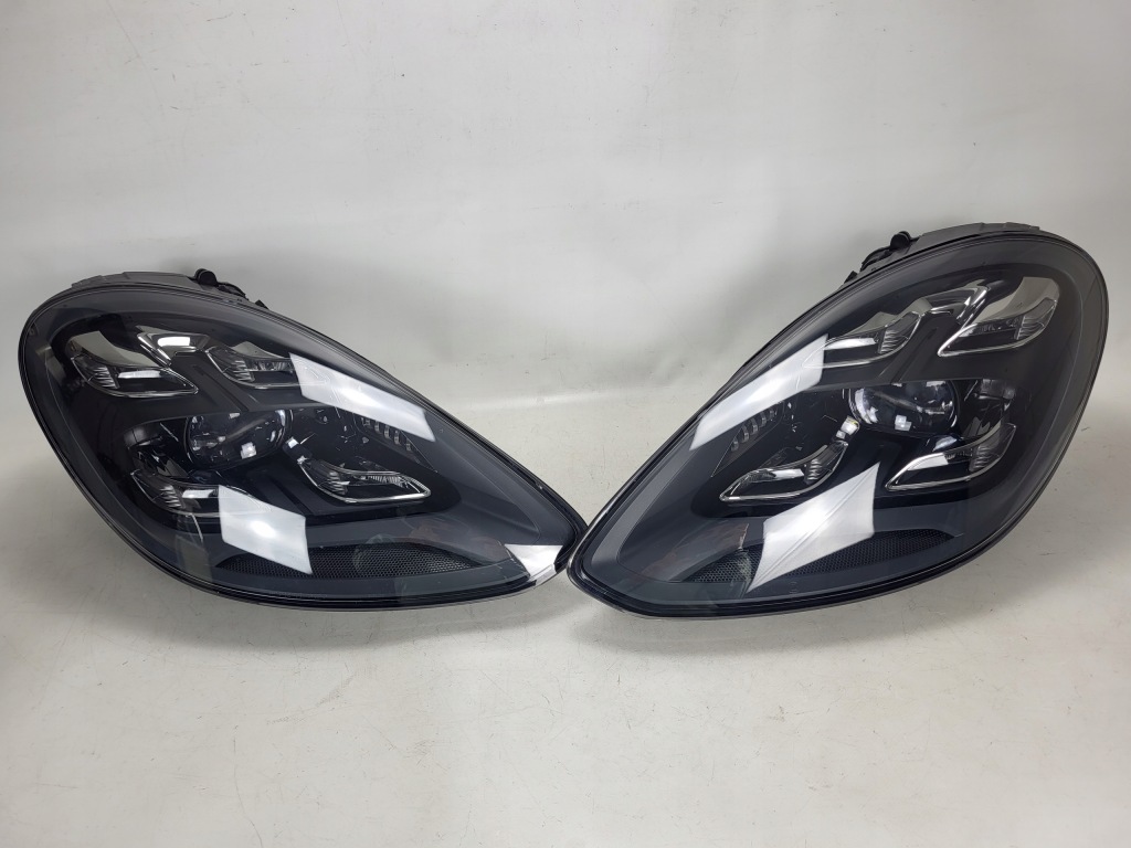 PORSCHE PANAMERA 971 Lampy MATRIX przód lewa prawa KOMPLET