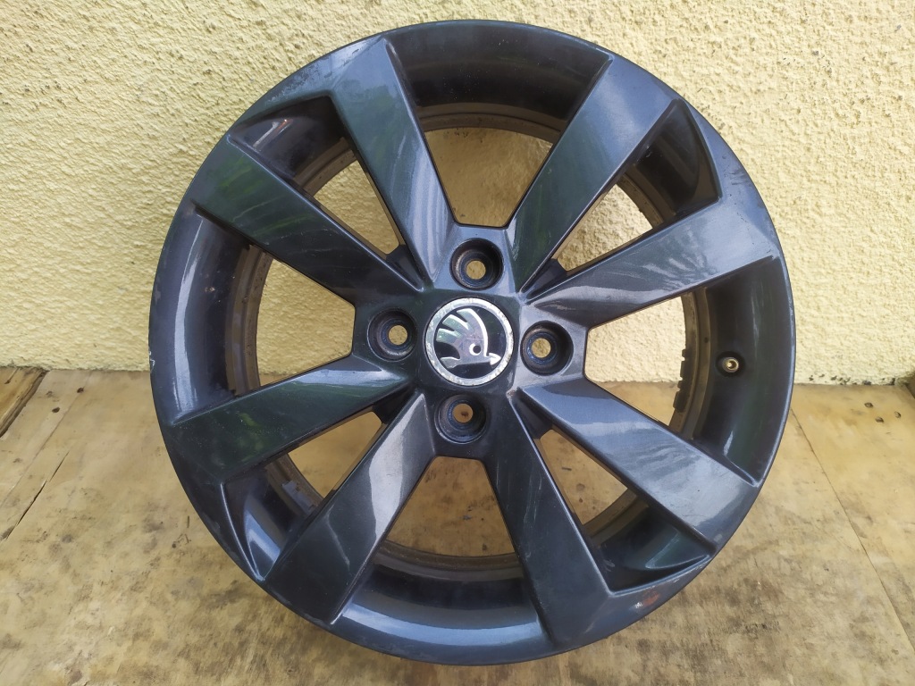 SKODA CITIGO alufelga 5,5Jx15 ET 41 felga aluminiowa 1ST601025H