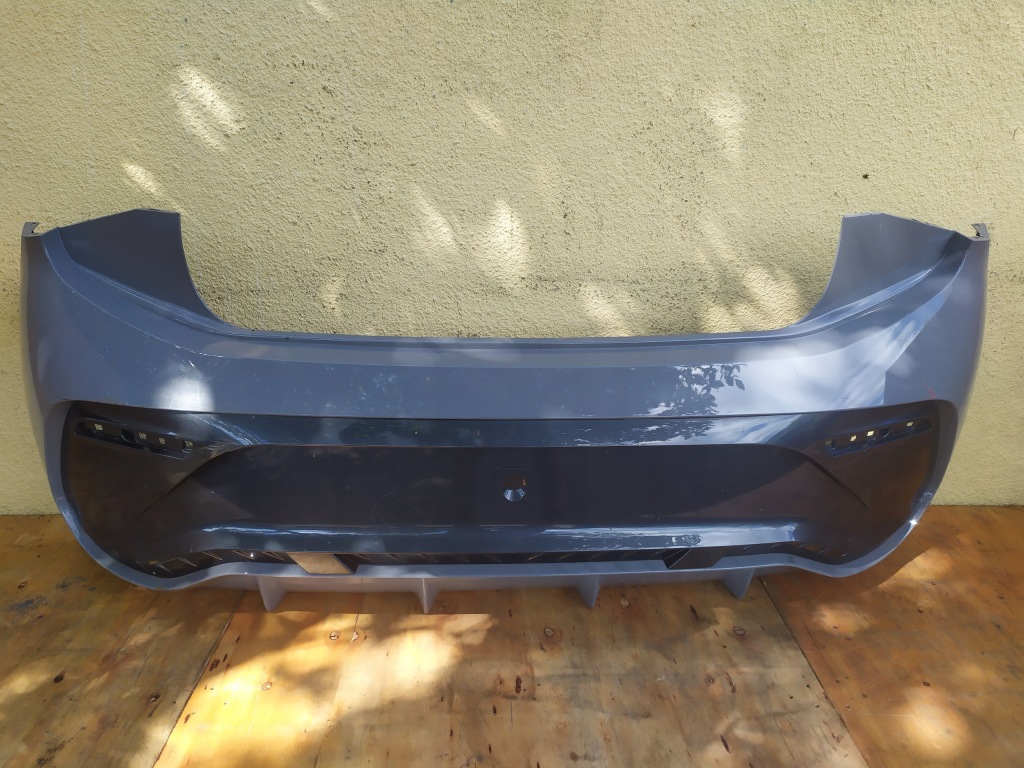 CUPRA BORN 10E zderzak tył tylny + DYFUZOR
