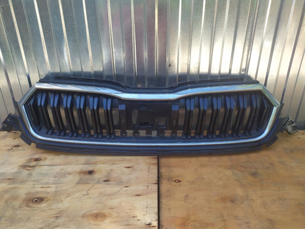 SKODA OCTAVIA IV 4 LIFT 5E 5E3 grill atrapa 5E3853653C