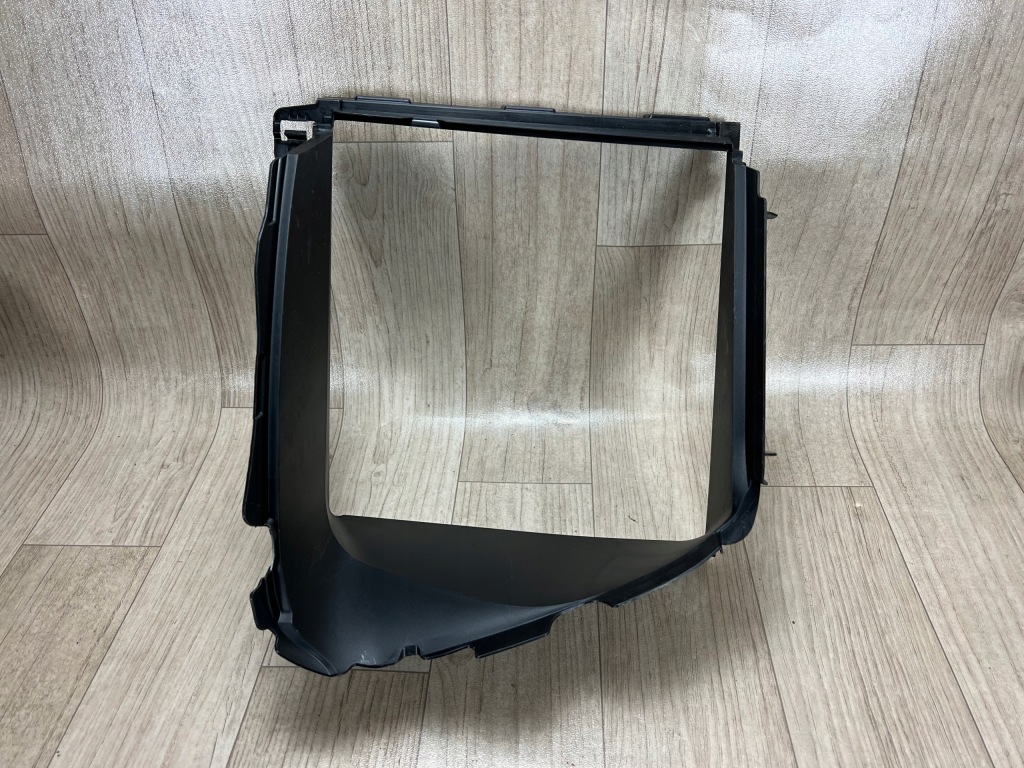 PORSCHE PANAMERA III 3 976 kierownica wlotu powietrza 976121333H