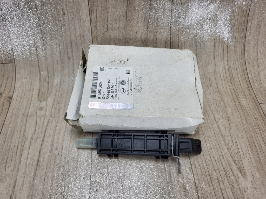 OPEL ASTRA V K 1.6 CDTI czujnik położenia wałka rozrządu 55578624
