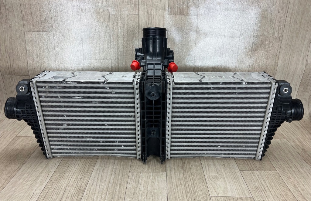 PORSCHE 911 TURBO 992 intercooler chłodnica powietrza 992145805G
