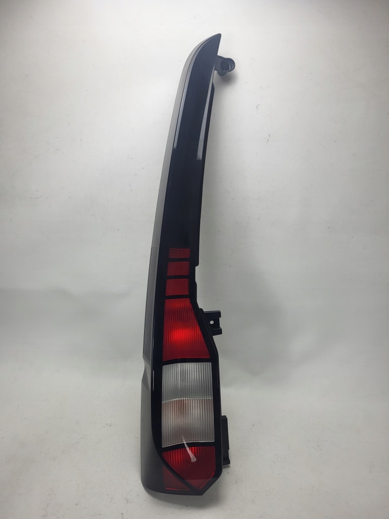 VW CADDY V 2K 2KF FORD TOURNEO CONNECT lampa tył tylna lewa 2KF945095A