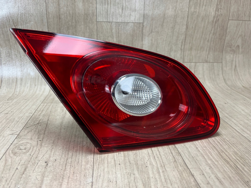 VW PASSAT CC lampa tył tylna w klapę lewa 3C8945093F