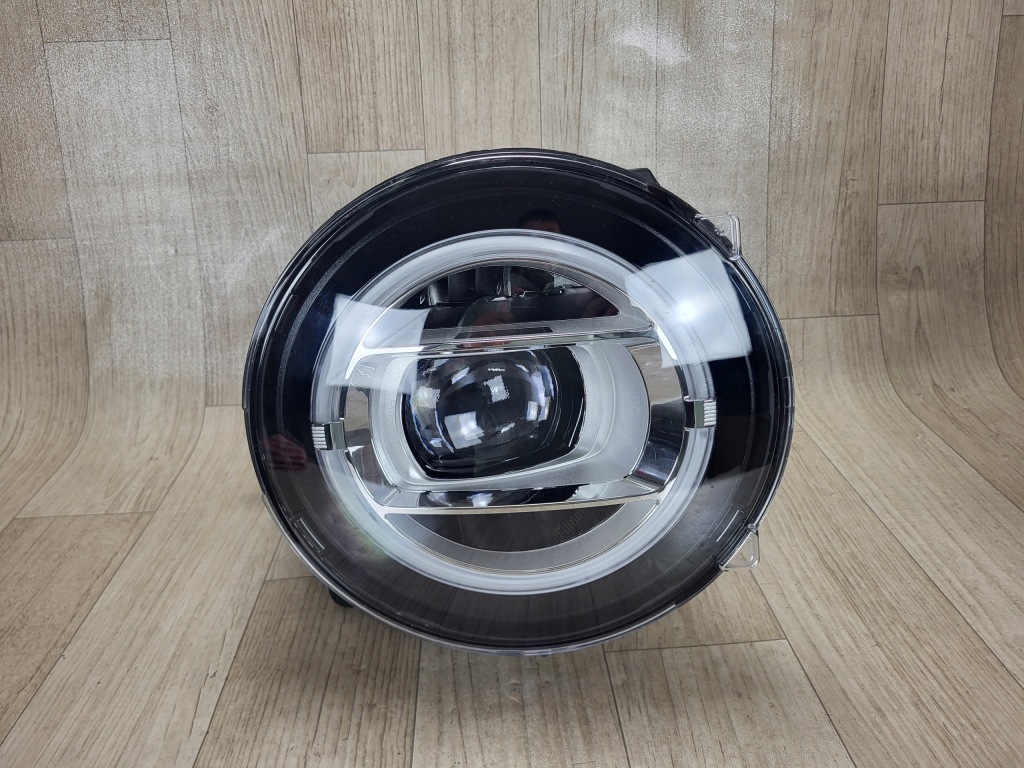 MERCEDES G-KLASA W463 LIFT lampa MULTIBEAM przód przednia prawa