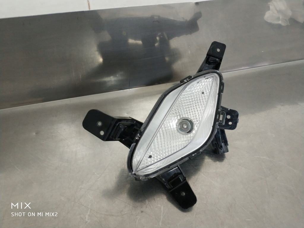 Hyundai I30 III lampa dzienna przód halogen lewy