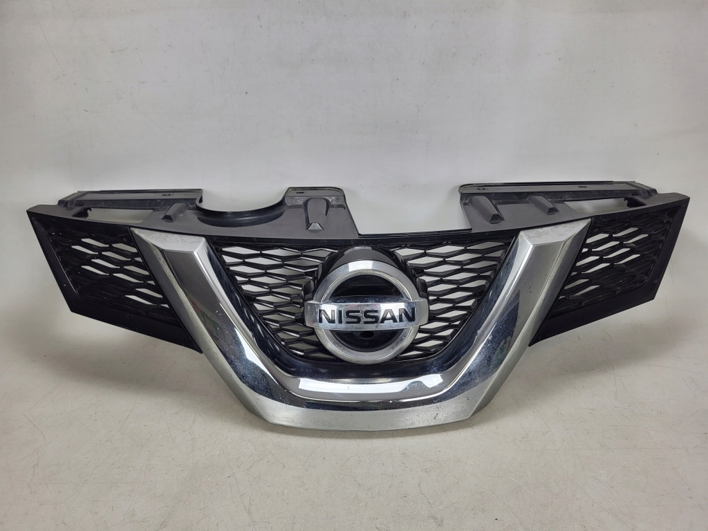 NISSAN X-TRAIL T32 grill atrapa silnika CHROM 62310 4CE0A