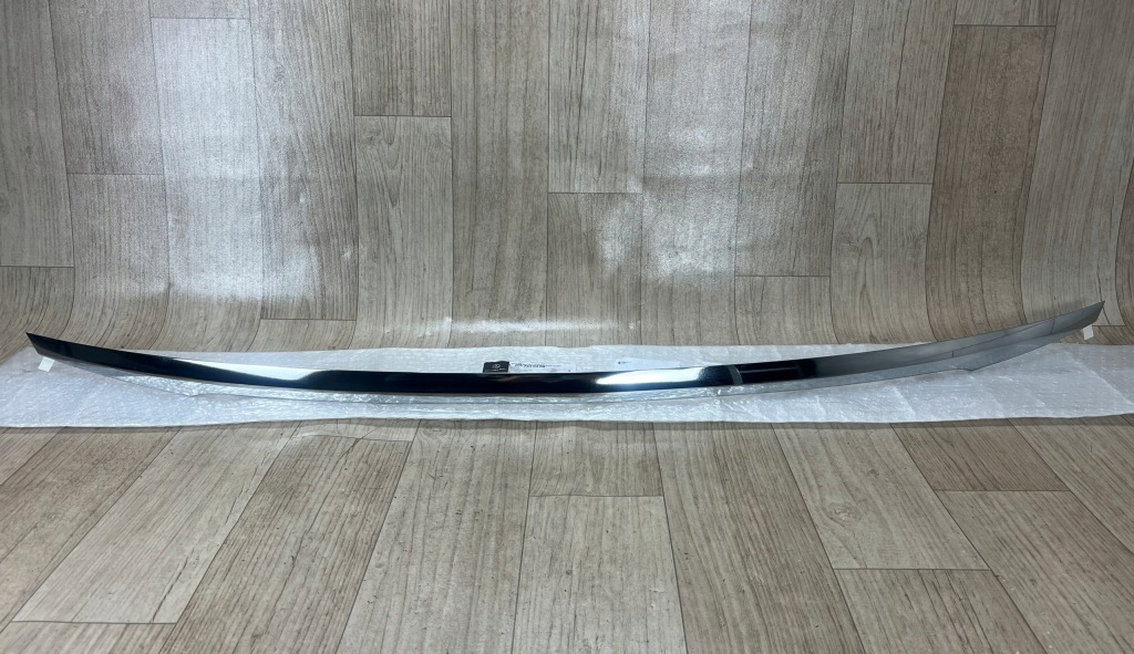 MERCEDES C-KLASA W205 listwa ozdobna dekor chrom klapy tył A2057430300