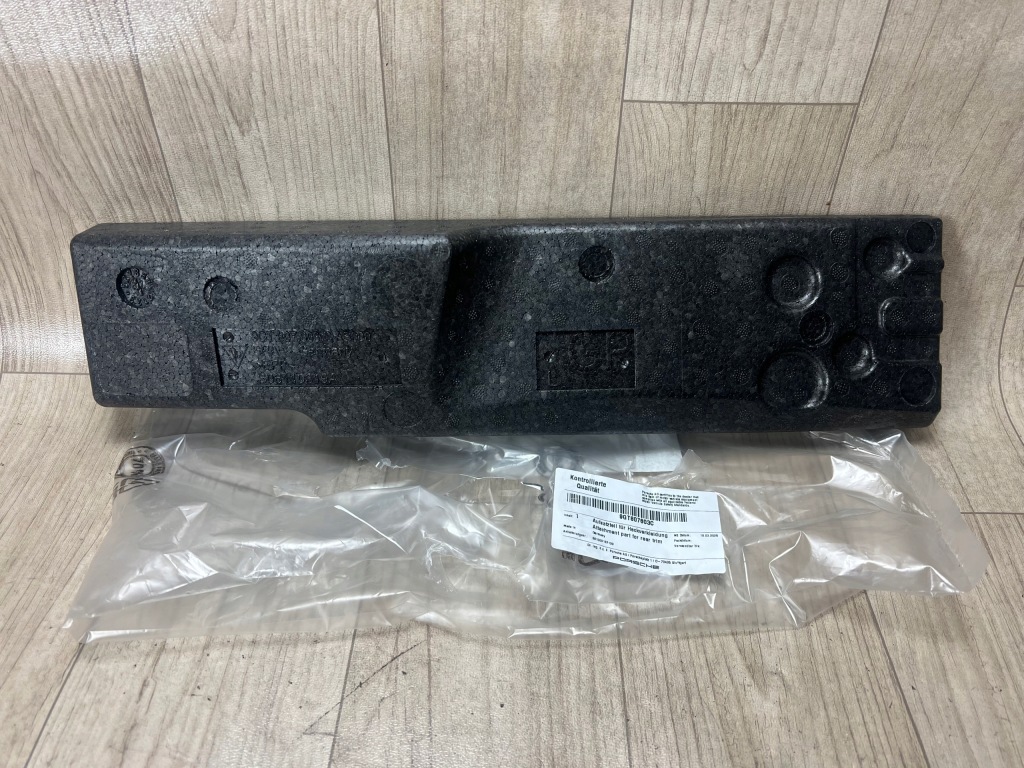 PORSCHE 911 992 GT3 RS absorber zderzaka tył tylny 9GT807603C