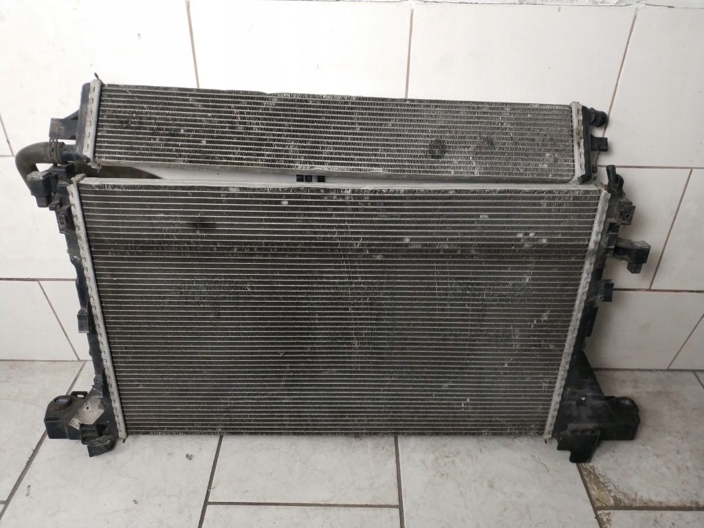 RENAULT MASTER 2.3 DCI komplet chłodnic wentylator