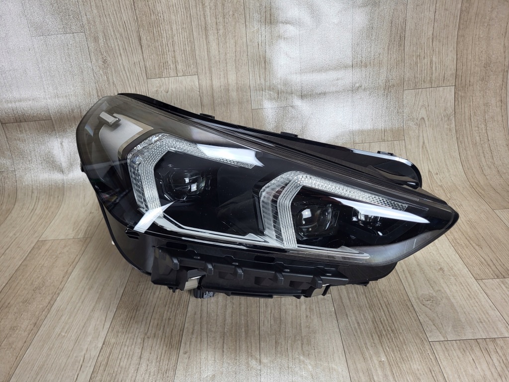 BMW X1 U11 lampa FULL LED przód przednia prawa 5A5BD48