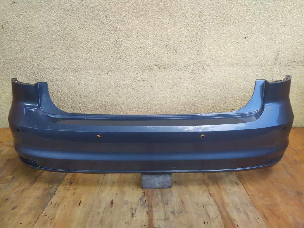 VW JETTA IV 4 5C6 LIFT zderzak tył tylny 5C6807421H