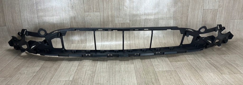 MERCEDES E W213 LIFT AMG wzmocnienie zderzaka przód przedni A2138857304