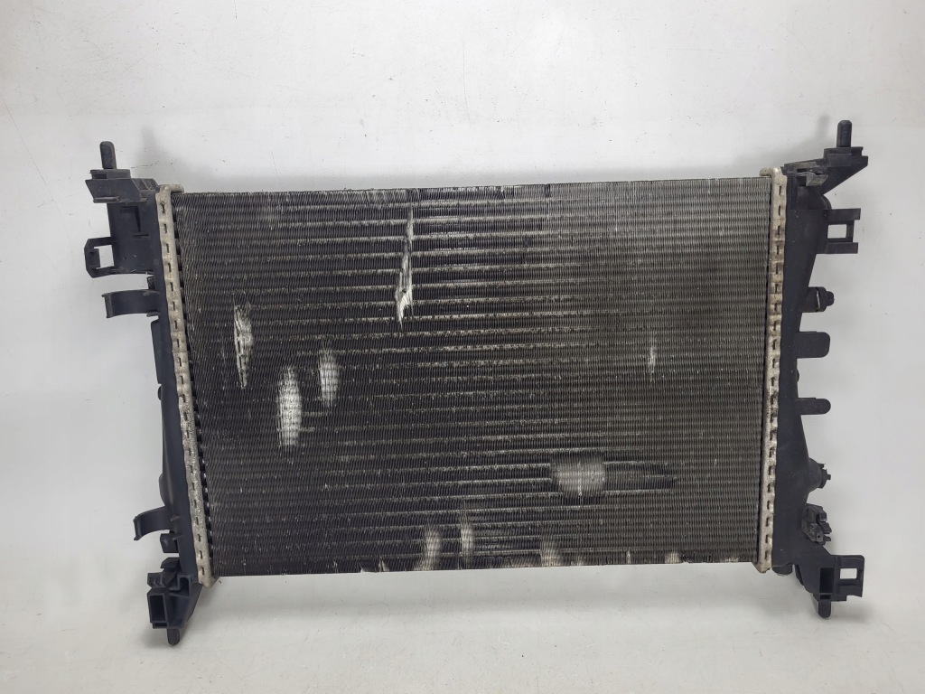 OPEL CORSA D ADAM chłodnica wody 13399870