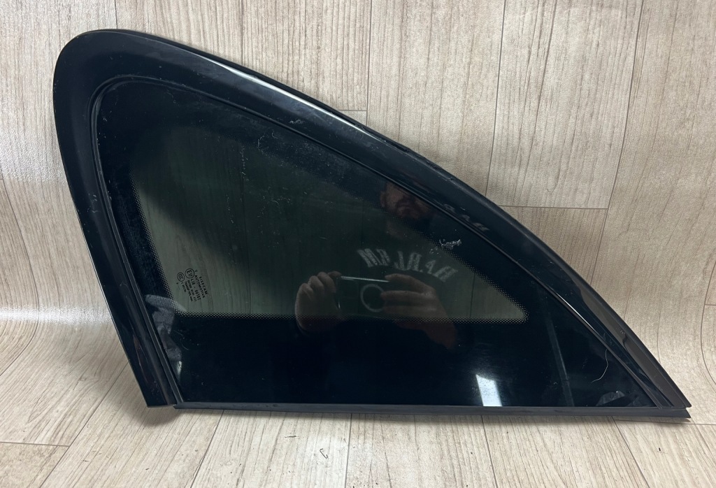 PORSCHE CAYENNE III 3 9Y 9Y0 szyba karoseryjna tył tylna prawa 9Y0845298