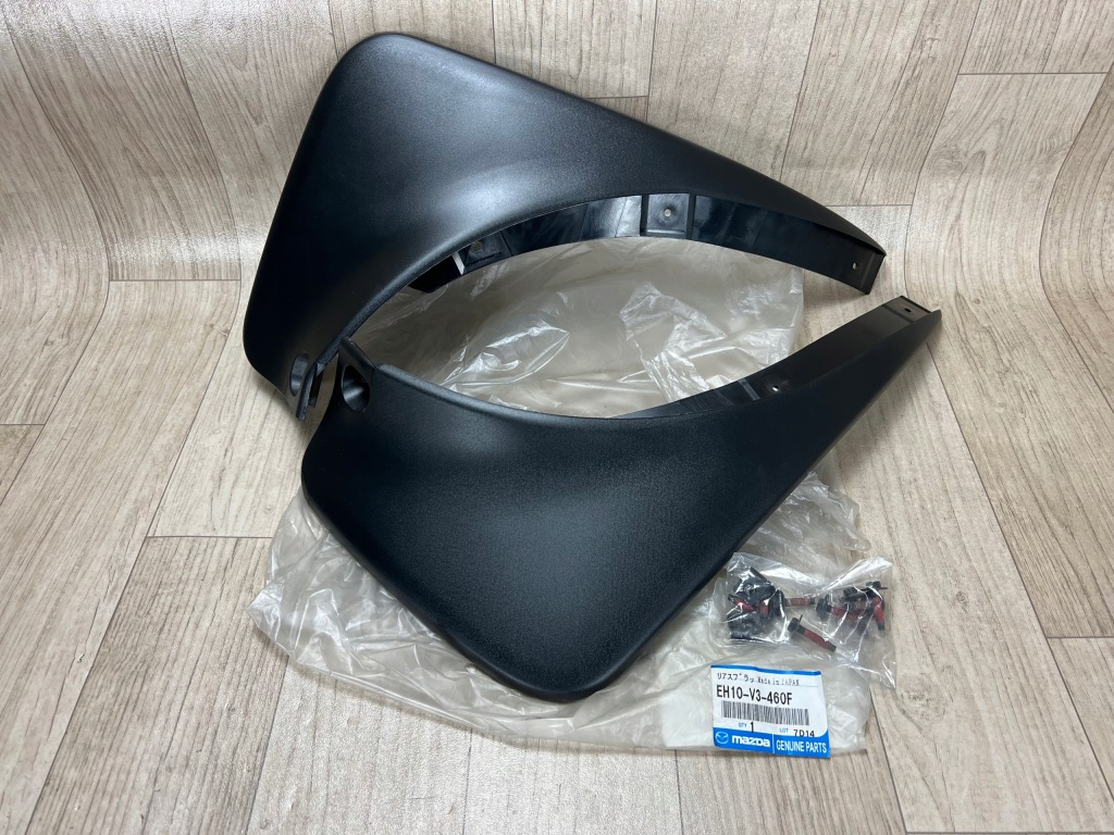 MAZDA CX-7 CX7 ER chlapacze tył tylne EH-10-V3-460F