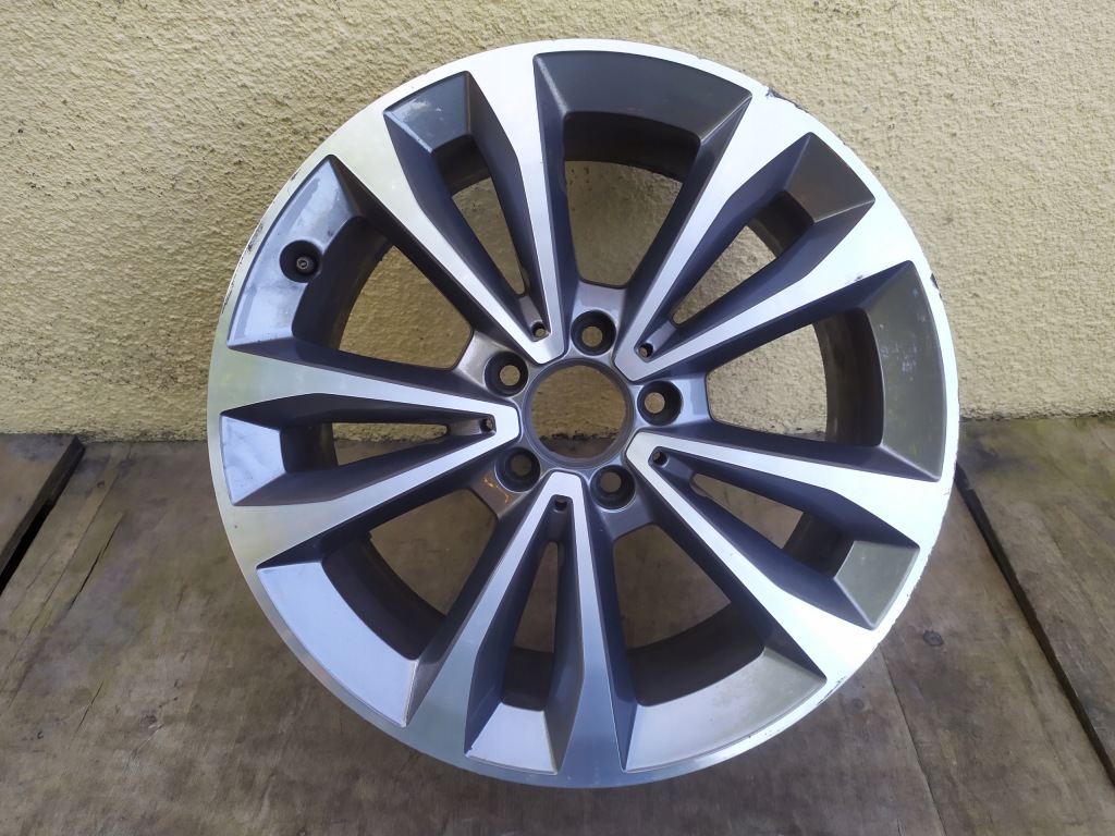 MERCEDES VITO W447 Alufelga 7.5Jx18 ET52 A4474015300
