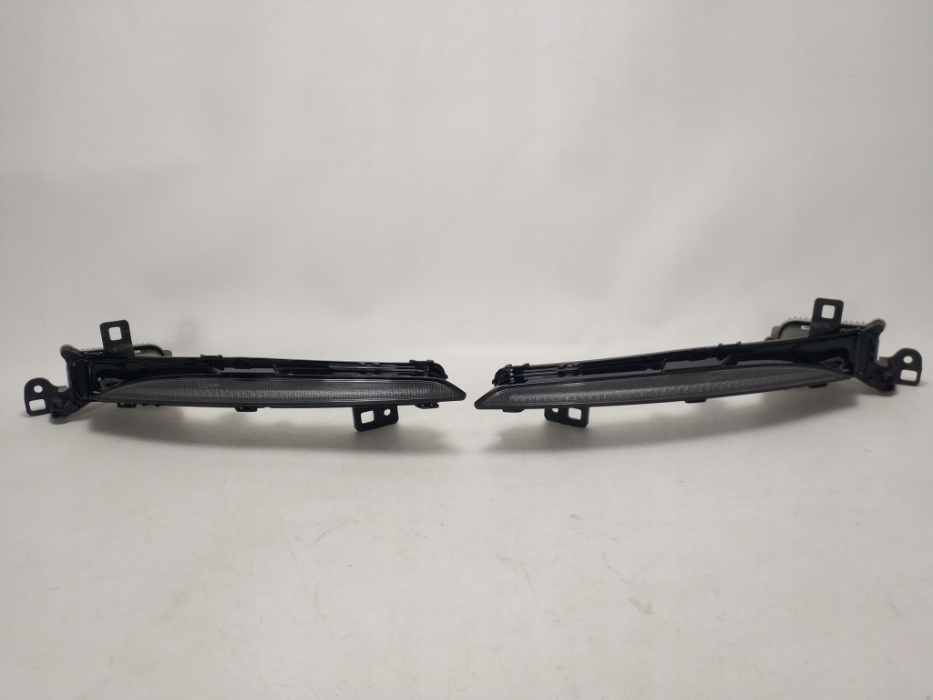 RENAULT ESPACE V LIFT halogen LED DRL KOMPLET lewy prawy