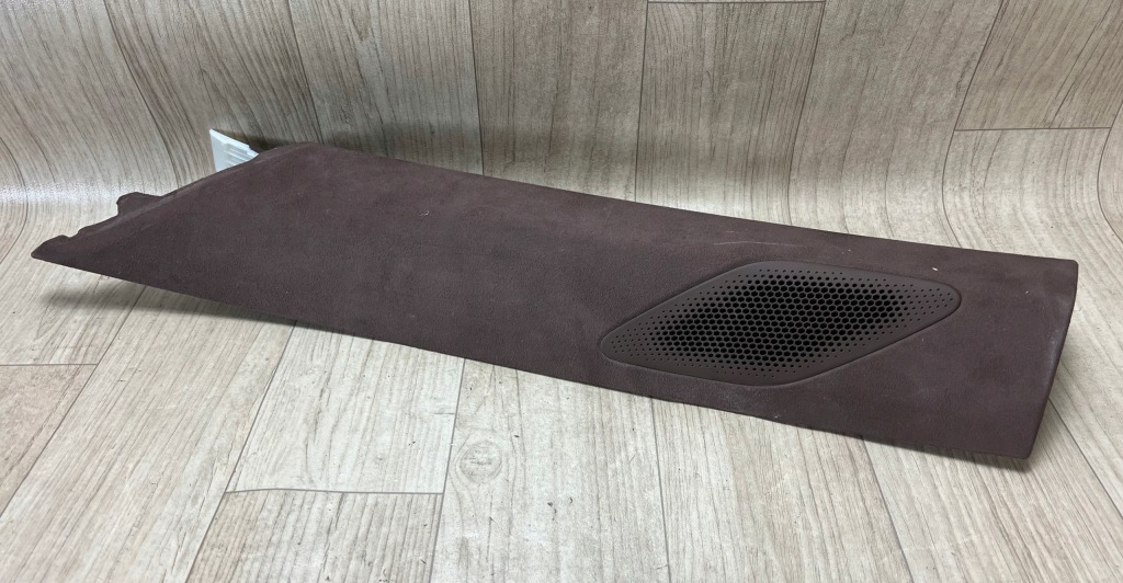 PORSCHE TAYCAN 9J 9J1 osłona słupka A przód przednia lewa 9J1867233G