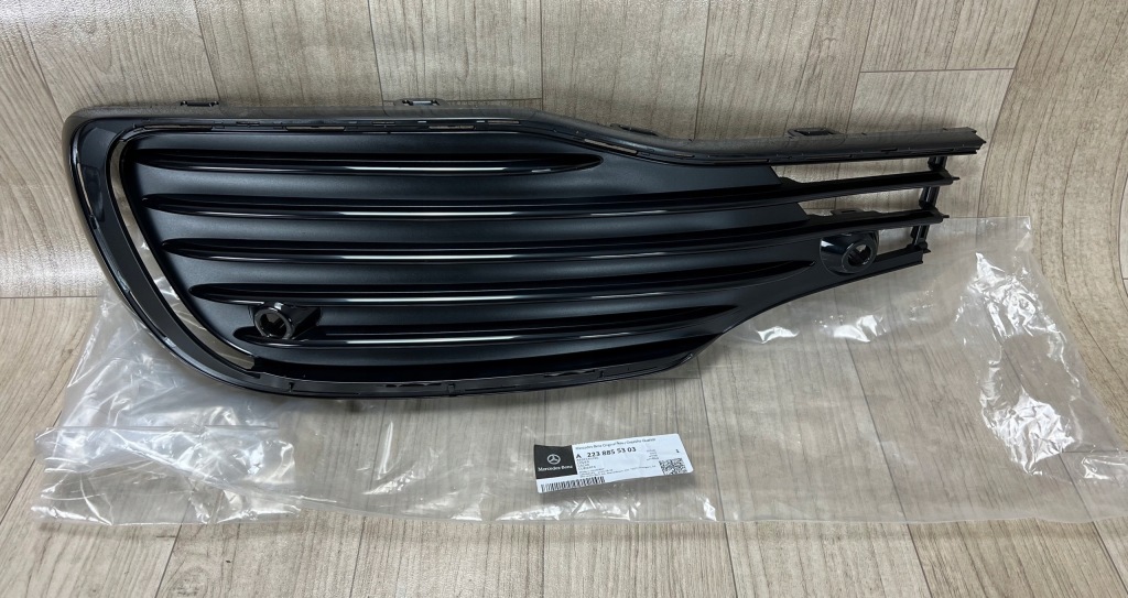 MERCEDES S-KLASA W223 kratka zderzaka przód przednia lewa A2238855303
