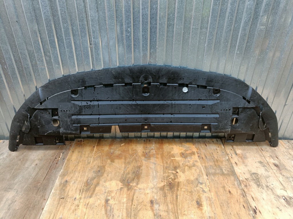 MERCEDES A-KLASA W177 LIFT dokładka zderzaka dolna przód A1778851405