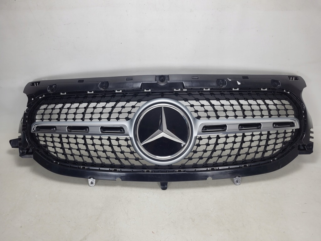 MERCEDES GLA II 2 H247 W247 grill atrapa silnika CHROM+emblemat A2478883800