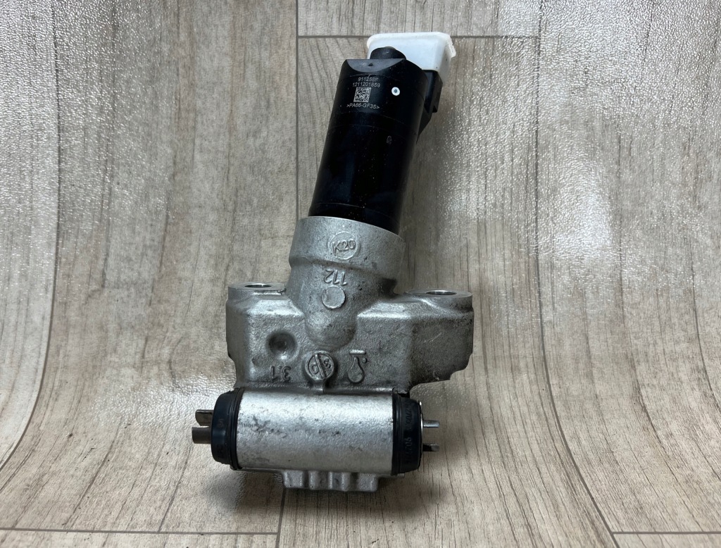 PORSCHE CAYENNE 9Y 9Y0 siłownik elektrycznego hamulca postojowego 9Y0616