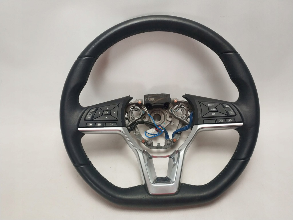 NISSAN QASHQAI J11 LIFT kierownica multifunkcyjna.
