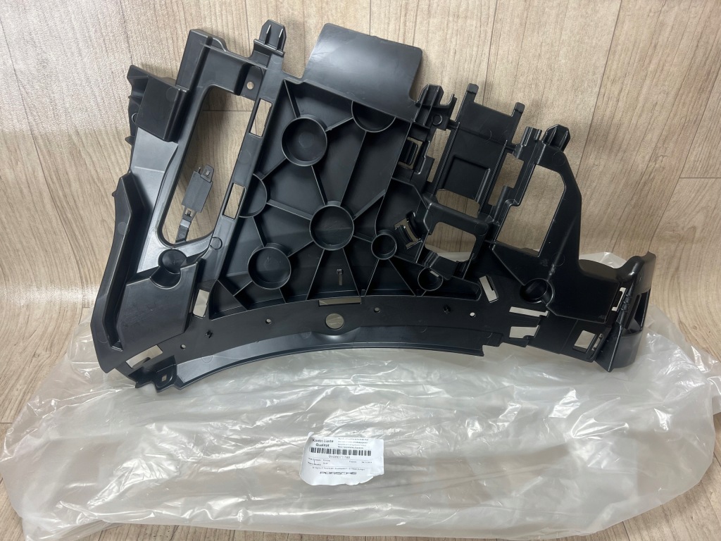 PORSCHE CAYENNE III 3 9Y 9Y0 ślizg zderzaka przód przedni 9Y0807178B