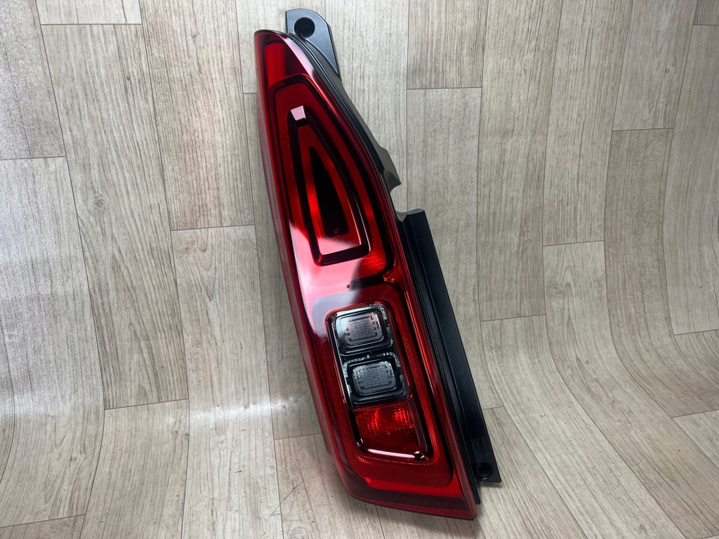CITROEN BERLINGO IV 4 PEUGOT PARTNER III 3 lampa tył tylna lewa 9819427380
