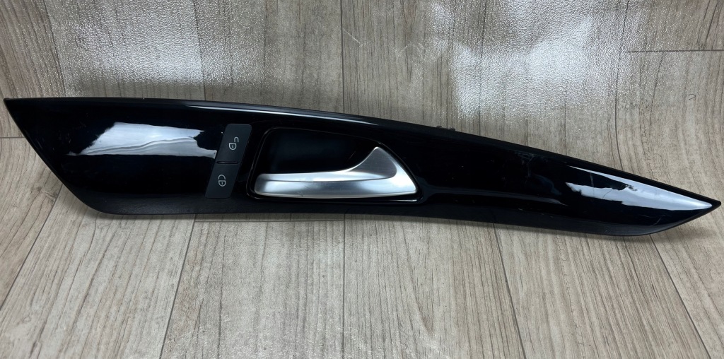 MERCEDES CLS W218 dekor listwa wewnętrzna ozdobna drzwi prawa A2187600261