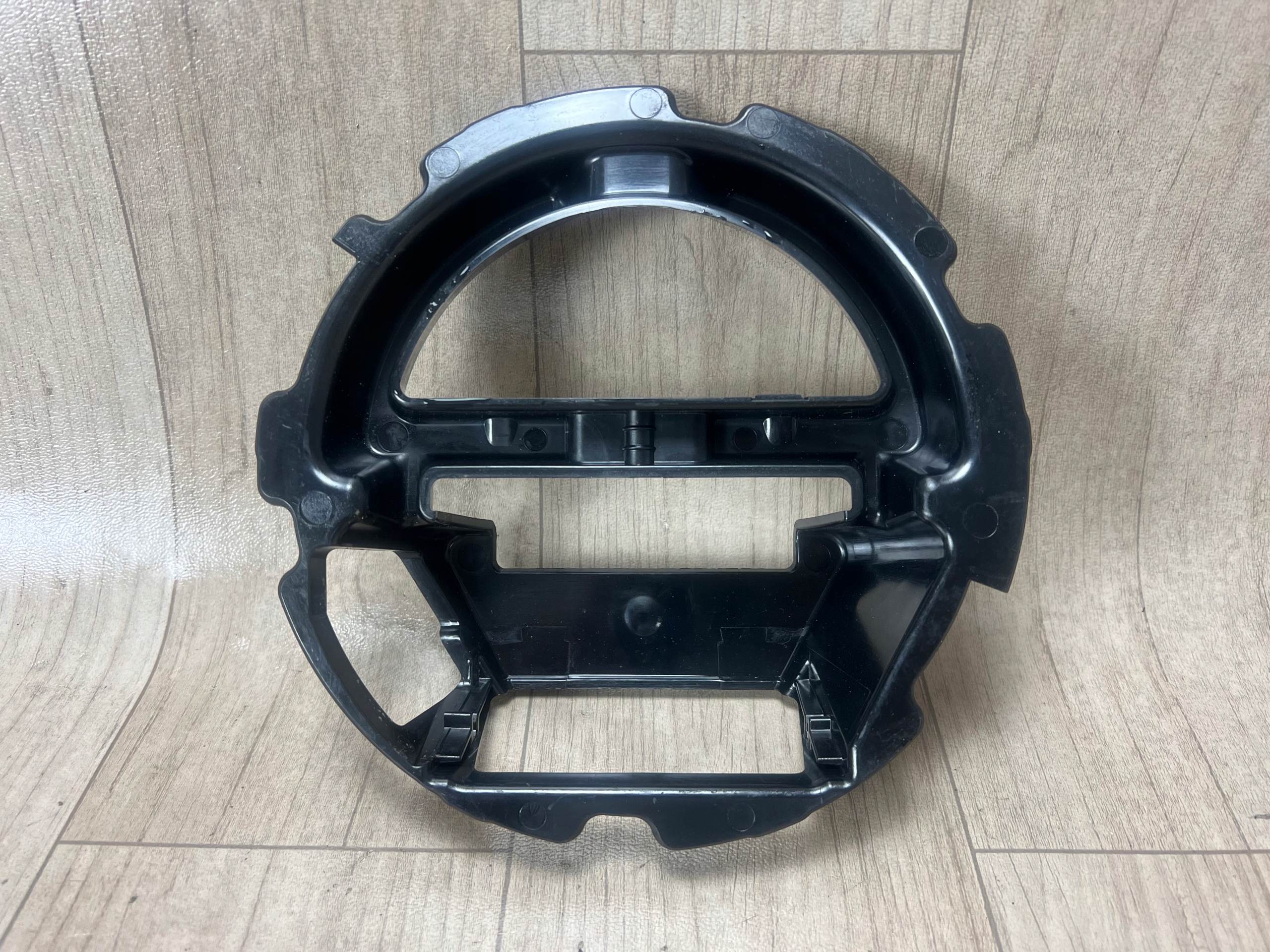 MERCEDES GLC W253 X253 mocowanie ramka radaru distronic A2538886600