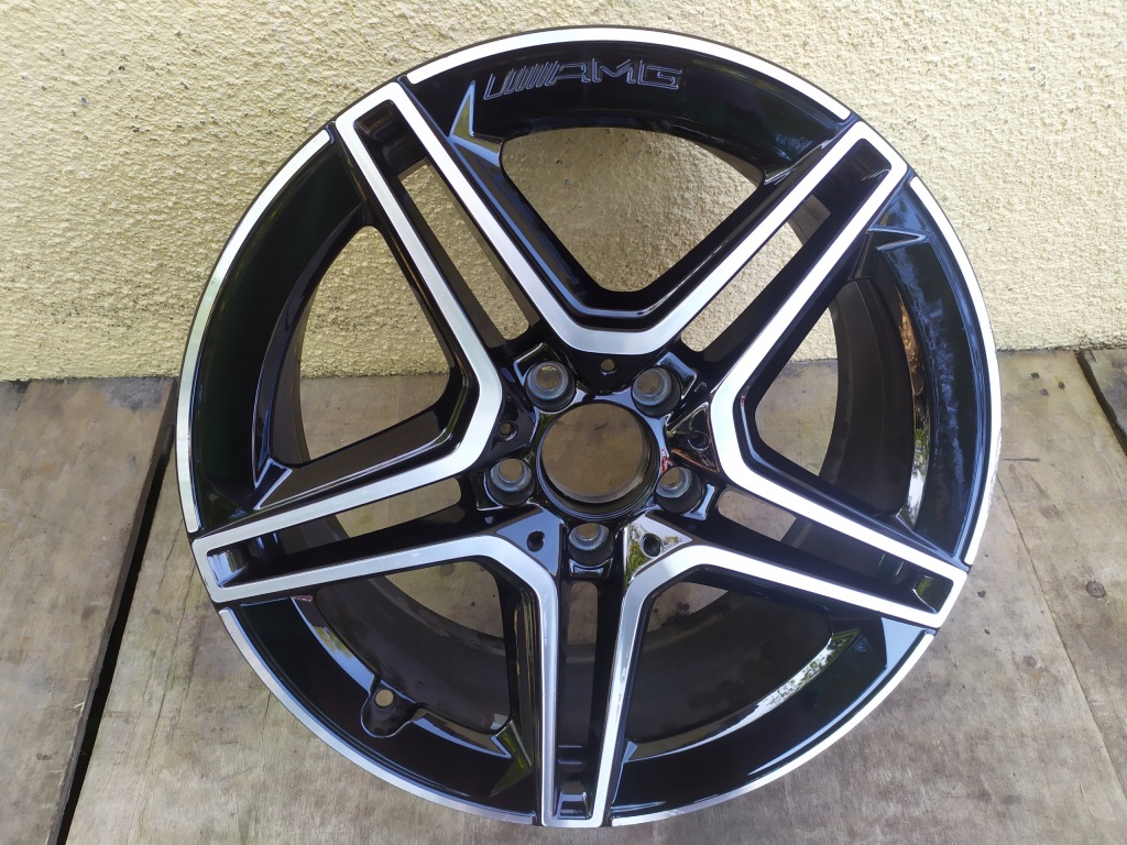 MERCEDES W177 AMG Alufelga 7.5Jx18H2 ET49 A1774011500