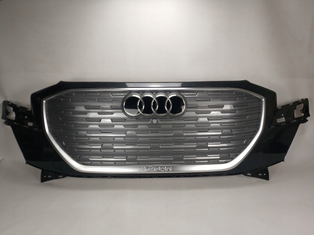 AUDI Q4 E-TRON 89A grill atrapa emblemat