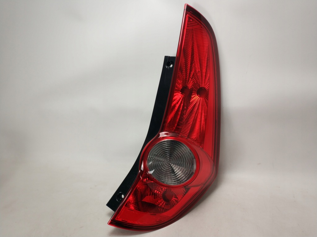 OPEL AGILA B II 2 lampa tył tylna prawa. K-ce