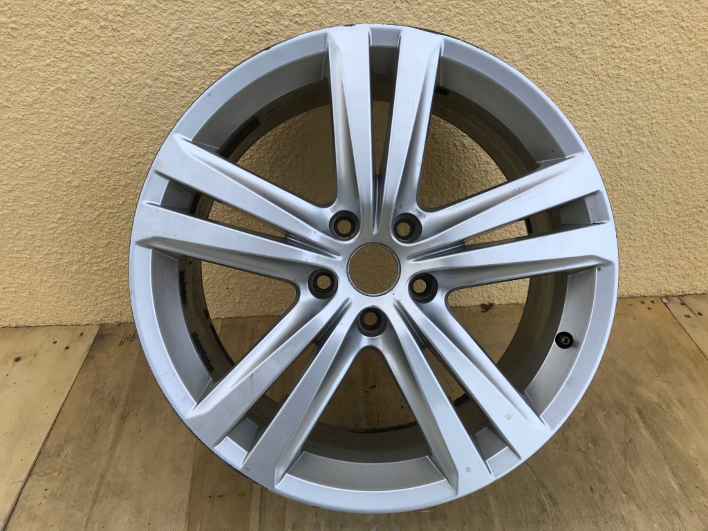 SEAT LEON III 3 5F 5F0 Alufelga 7.5Jx18H2 ET51 felga aluminiowa 5F0601025J