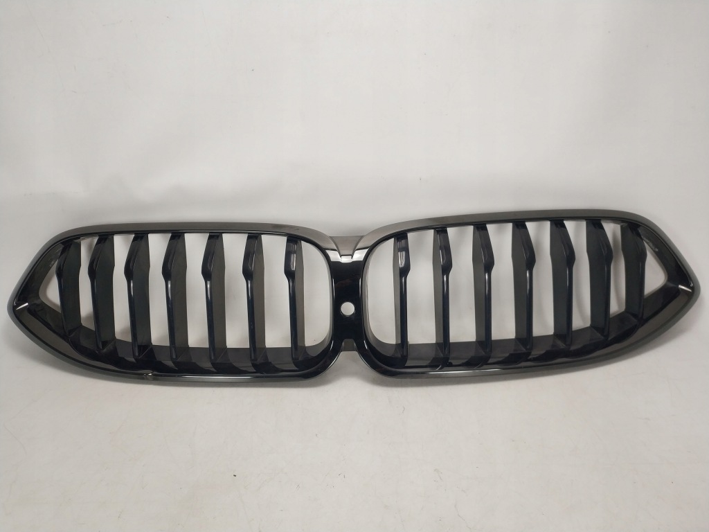 BMW 8 G14 G15 G16 grill nerki atrapa silnika 7449425