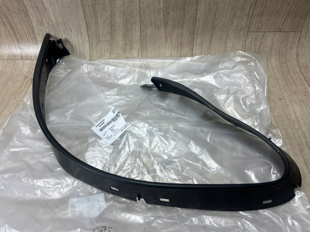 PORSCHE CAYENNE III 3 9Y 9Y0 uszczelka lampy przód przednia prawa 9Y0941716